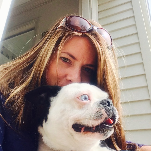 Meet your Posher, Erica - Picture 2 of 8